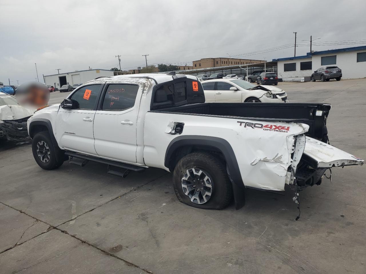 Image 2 of 2019 TOYOTA TACOMA DOUBLE CAB 2019 with VIN 3TMDZ5BN7KM063416