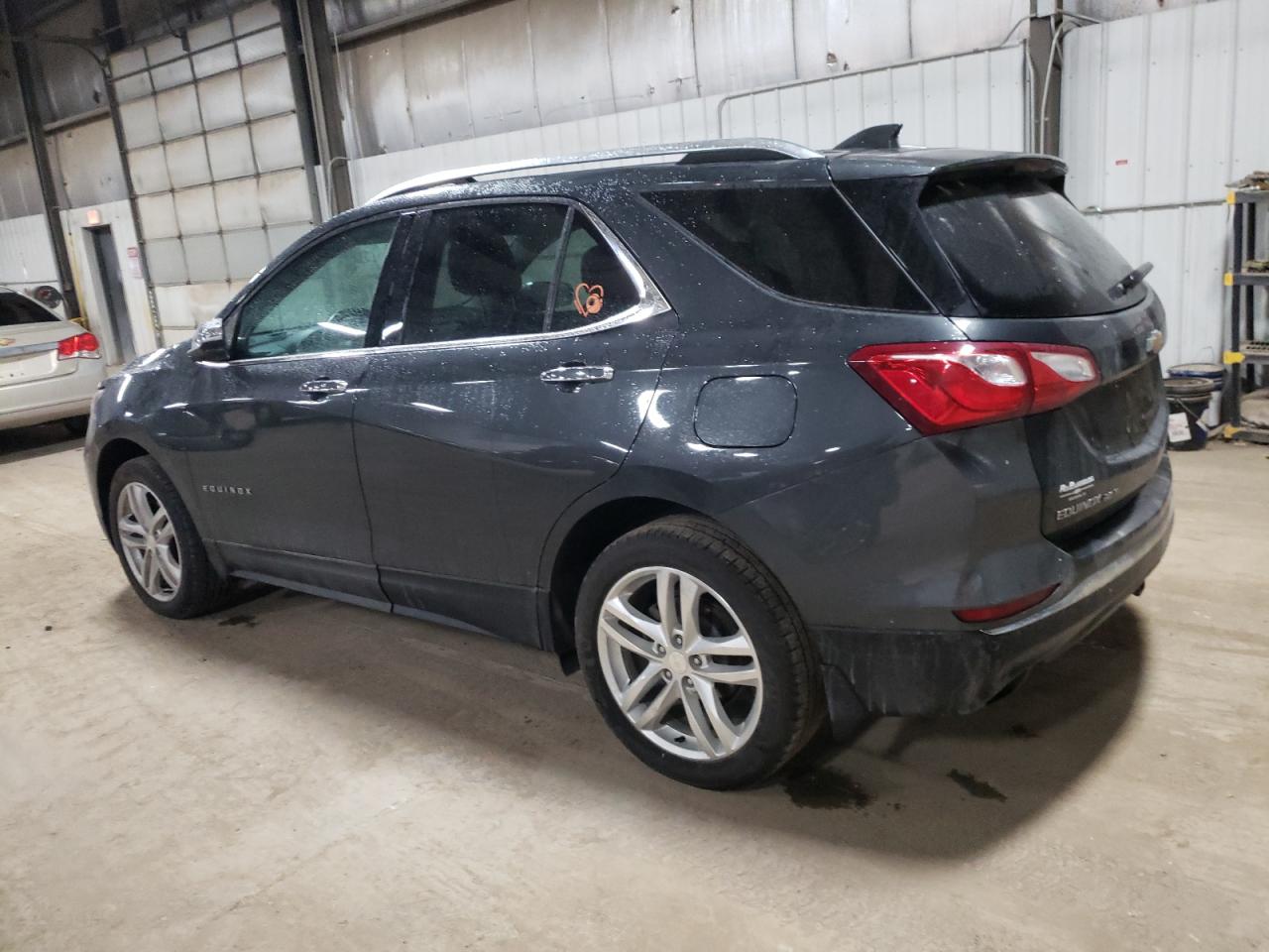 Image 2 of 2018 CHEVROLET EQUINOX PREMIER 2018 with VIN 3GNAXWEX4JL331605