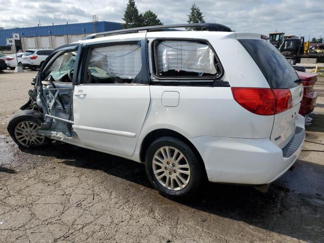 Obraz 2 z 2010 TOYOTA SIENNA CE 2010 z VIN 5TDKK4CC2AS328504