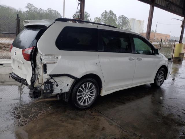 Obraz 3 z 2020 TOYOTA SIENNA XLE 2020 z VIN 5TDYZ3DC6LS025582