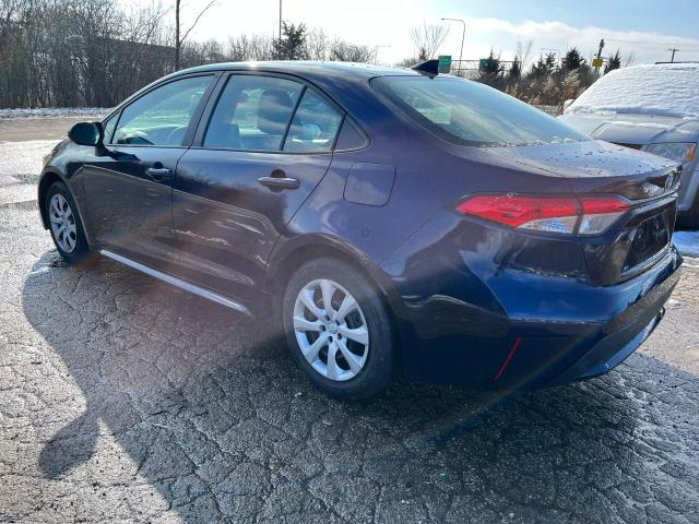 Obraz 3 z 2021 TOYOTA COROLLA LE 2021 z VIN 5YFEPMAE2MP256137