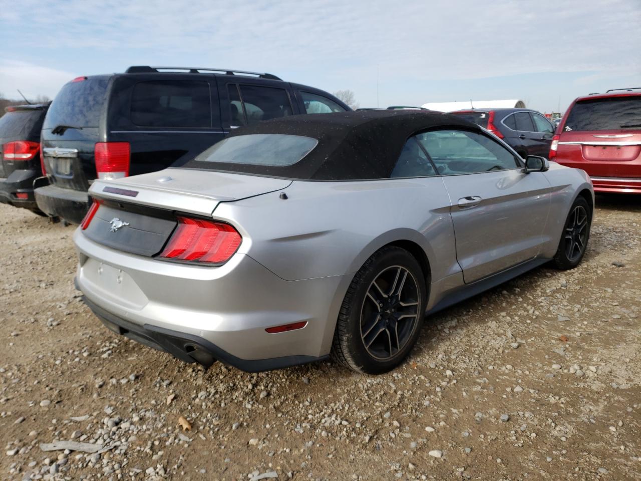 Image 3 of 2019 FORD MUSTANG  2019 with VIN 1FATP8UH7K5149234