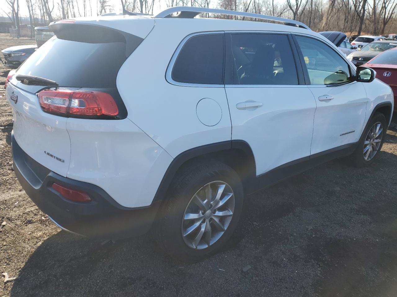Image 3 of 2018 JEEP CHEROKEE LIMITED 2018 with VIN 1C4PJMDB9JD610309