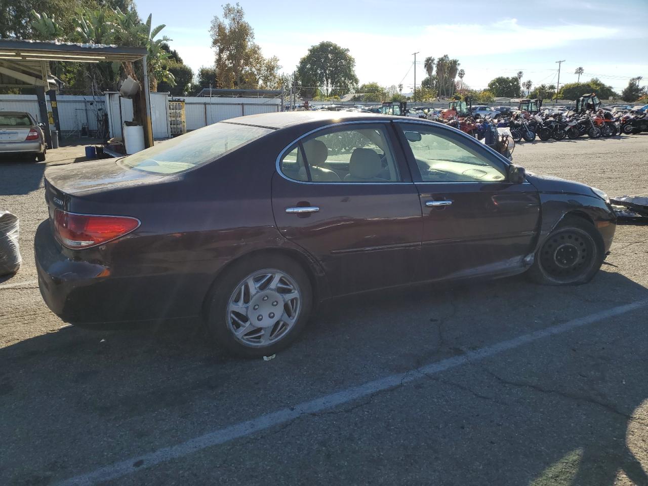 Изображение 3 2005 LEXUS ES 330 2005 с VIN JTHBA30GX55125133