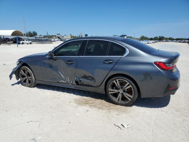 Obraz 2 z 2021 BMW 330I  2021 z VIN 3MW5R1J01M8B48196