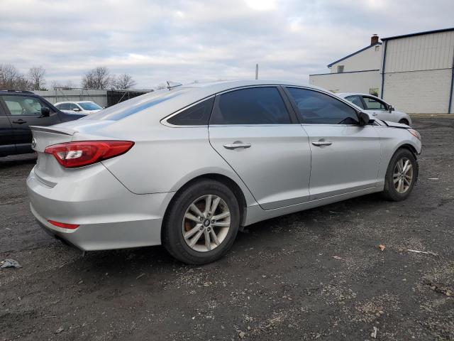 Obraz 3 z 2017 HYUNDAI SONATA SE 2017 z VIN 5NPE24AF5HH567376