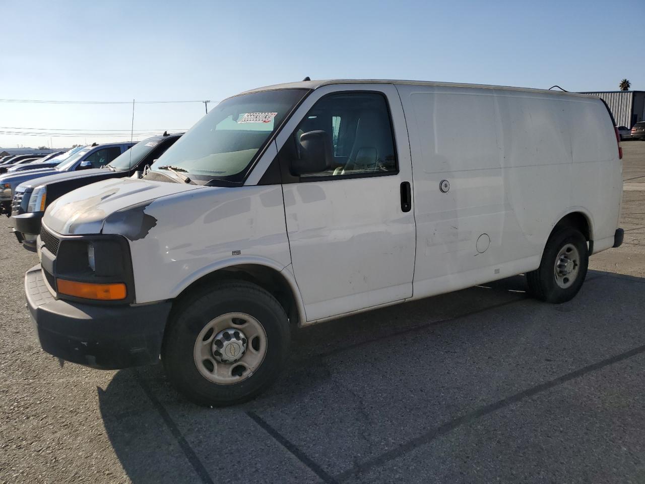 Image 1 of 2011 CHEVROLET EXPRESS G2500  2011 with VIN 1GCWGFCB4B1129605