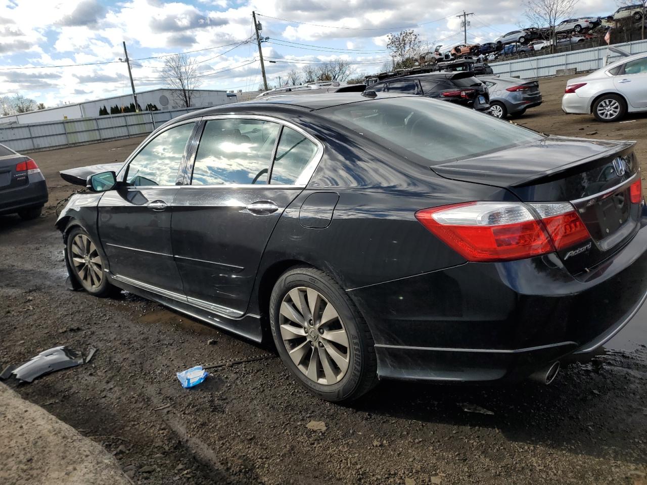 Изображение 2 2015 HONDA ACCORD EXL 2015 с VIN 1HGCR3F86FA024292