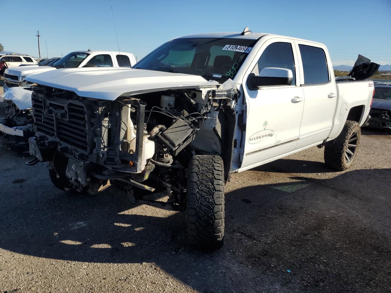 Obraz 1 z 2018 CHEVROLET SILVERADO K1500 LT 2018 z VIN 3GCUKREC2JG367658