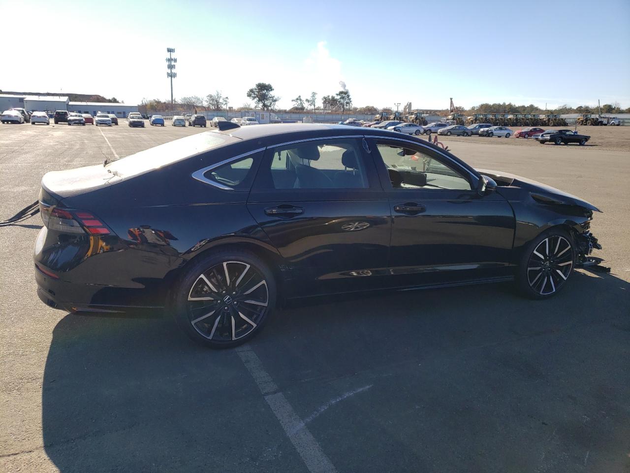 Image 3 of 2023 HONDA ACCORD TOURING HYBRID 2023 with VIN 1HGCY2F87PA004955