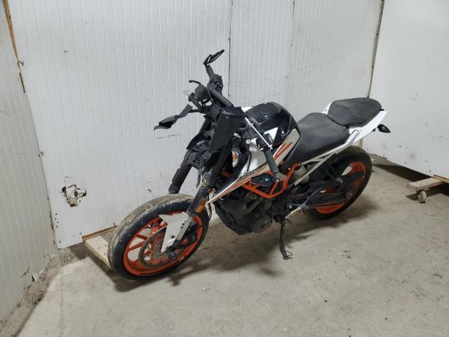 Image 2 of 2018 KTM 390 DUKE 2018 with VIN MD2JPJ407JC271423