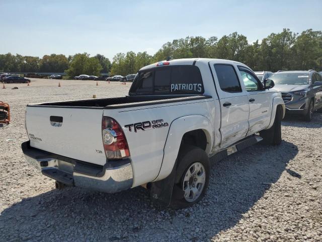 Obraz 3 z 2015 TOYOTA TACOMA DOUBLE CAB 2015 z VIN 5TFLU4EN0FX110513