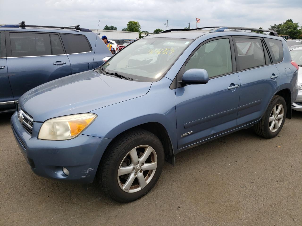 Изображение 1 2008 TOYOTA RAV4 LIMITED 2008 с VIN JTMBK31V386030293