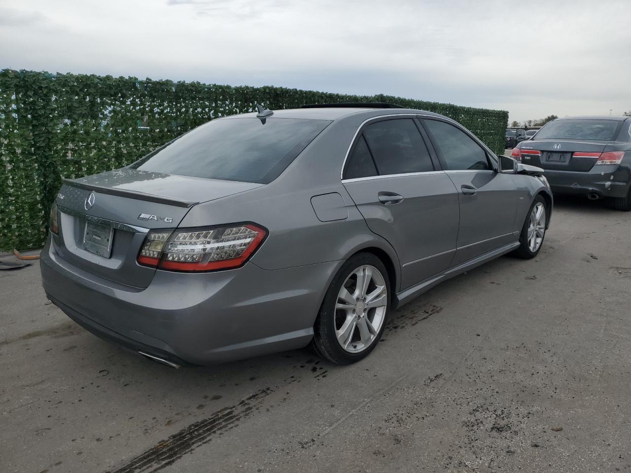 Image 3 of 2012 MERCEDES-BENZ E 350 2012 with VIN WDDHF5KB2CA593829