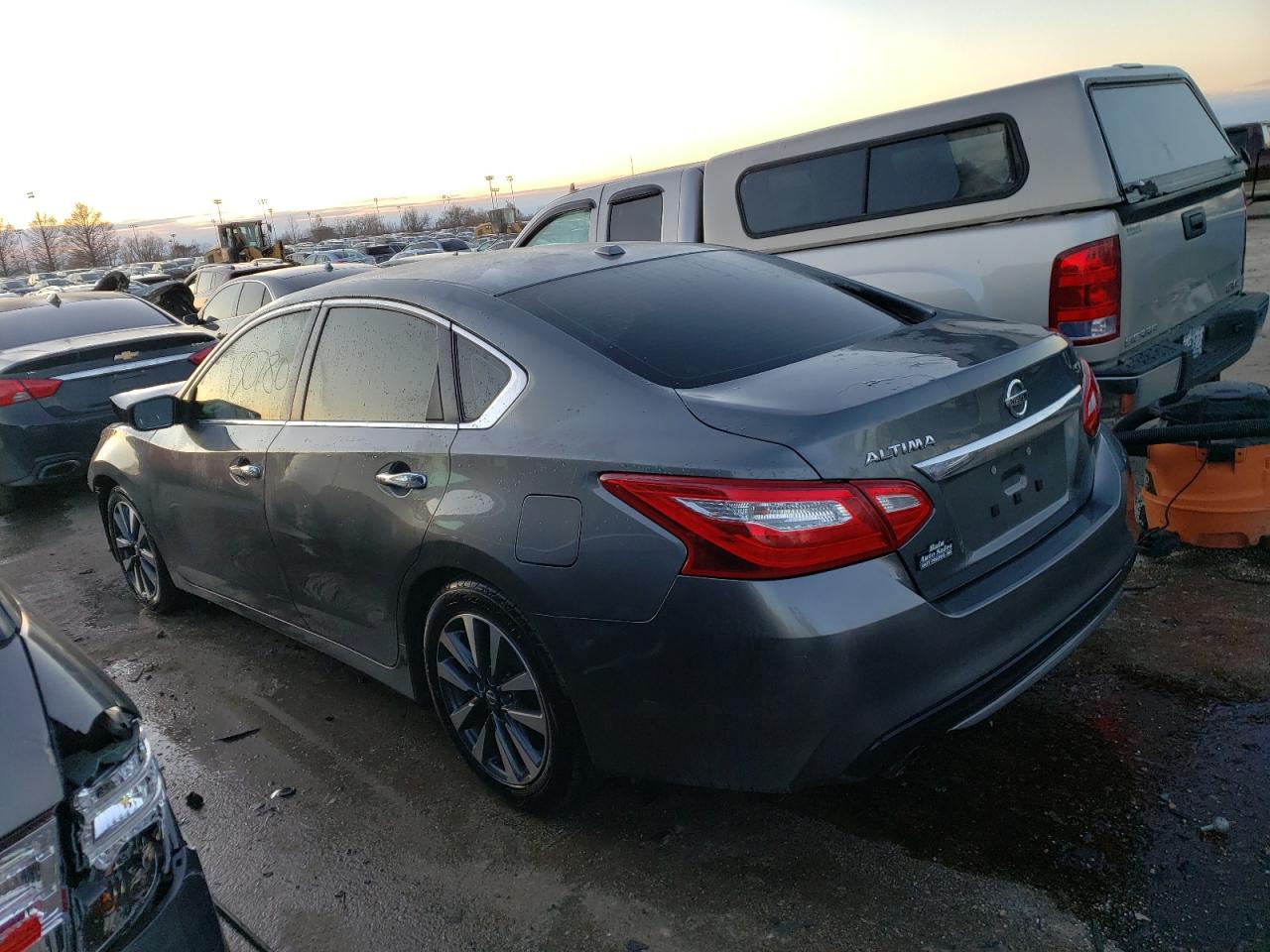 Obraz 2 z 2017 NISSAN ALTIMA 2.5 2017 z VIN 1N4AL3AP0HC162123