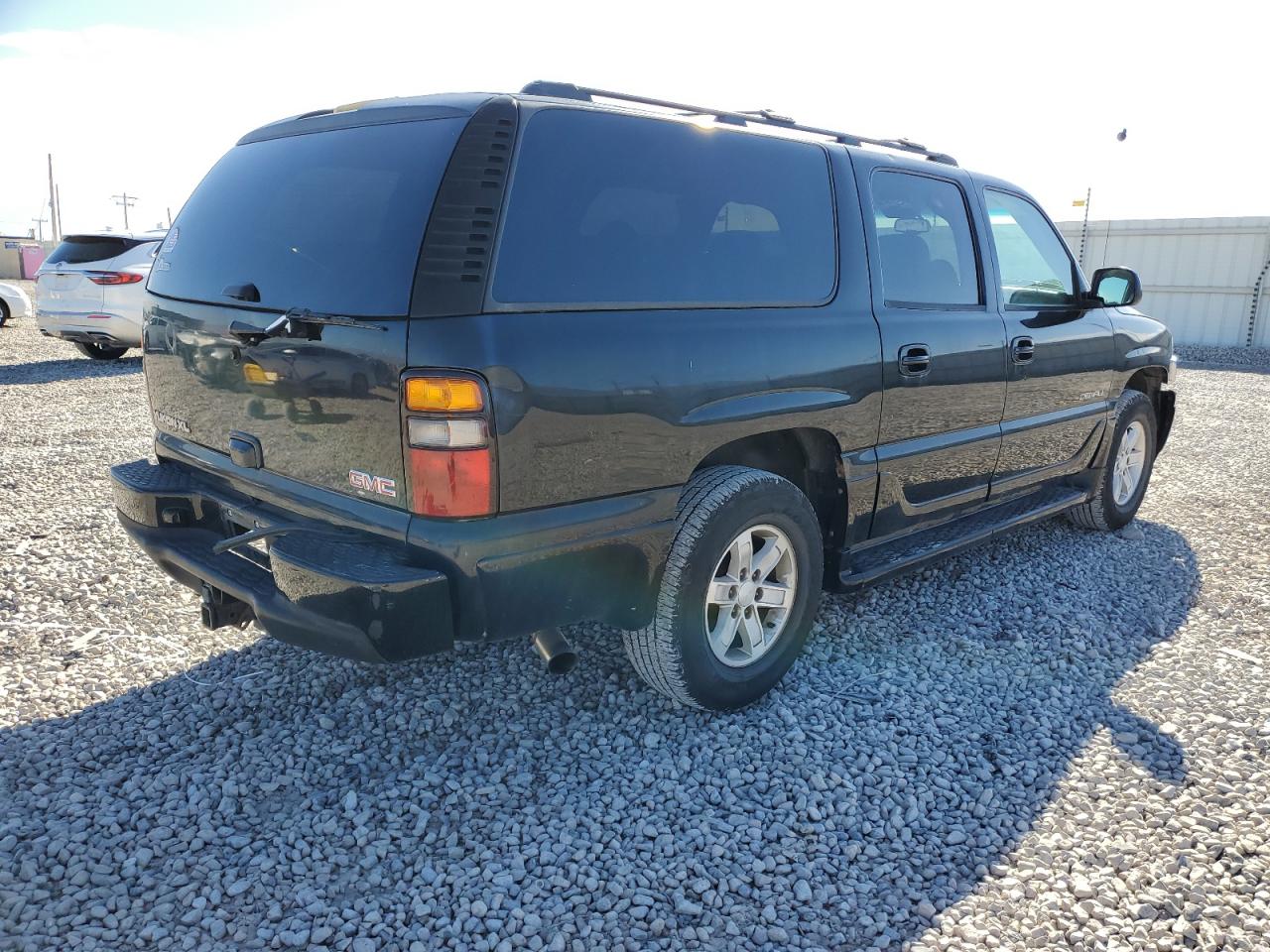 Obraz 3 z 2005 GMC YUKON XL DENALI 2005 z VIN 1GKFK66U75J265585