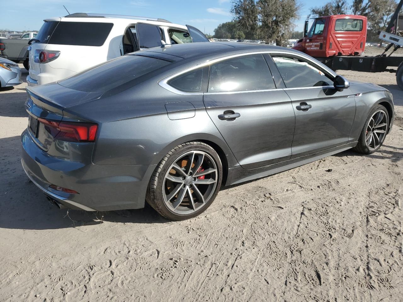 Изображение 3 2018 AUDI S5 PRESTIGE 2018 с VIN WAUC4CF50JA023986