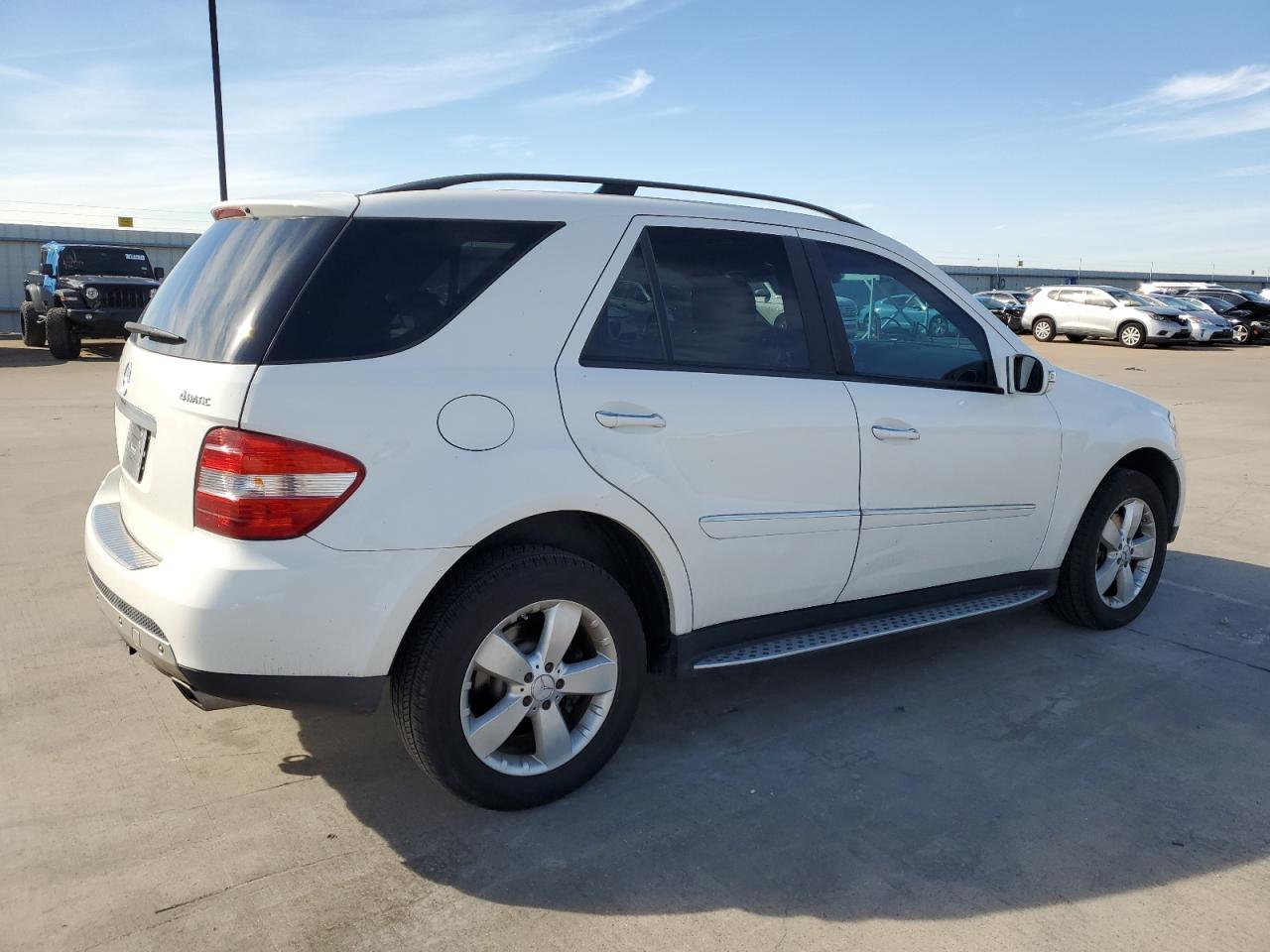 Image 3 of 2007 MERCEDES-BENZ ML 500 2007 with VIN 4JGBB75E17A240156