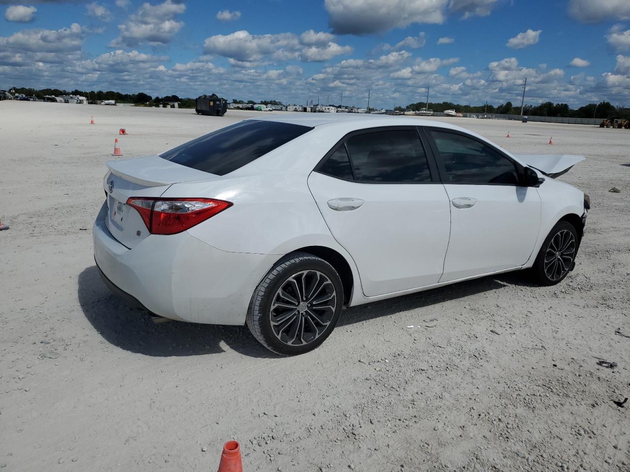 Obraz 3 z 2016 TOYOTA COROLLA L 2016 z VIN 2T1BURHE0GC746448