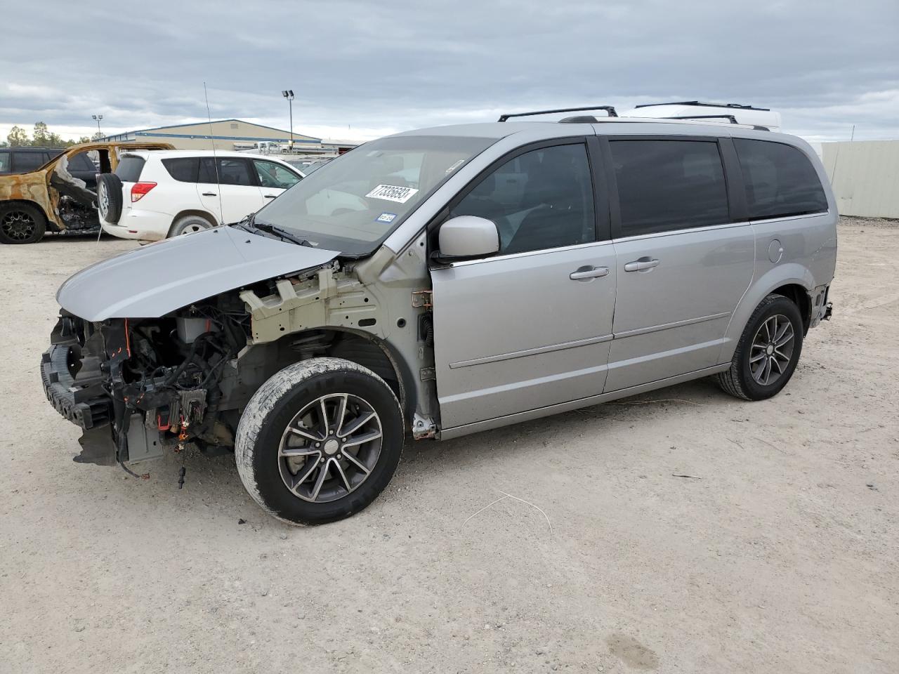 Obraz 1 z 2017 DODGE GRAND CARAVAN SXT 2017 z VIN 2C4RDGCG1HR806931
