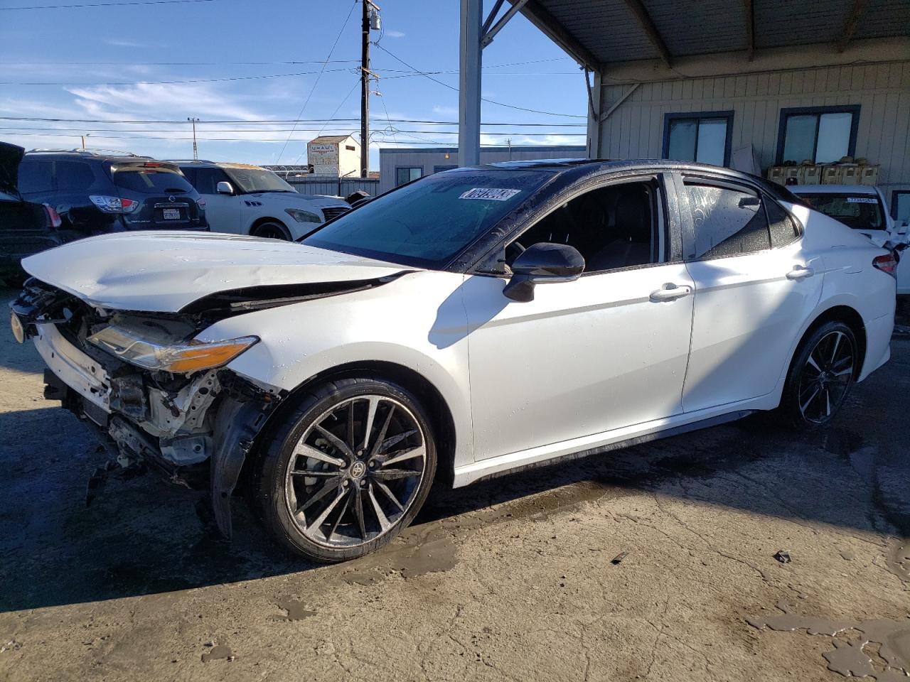 Obraz 1 z 2020 TOYOTA CAMRY XSE 2020 z VIN 4T1K61AKXLU384679