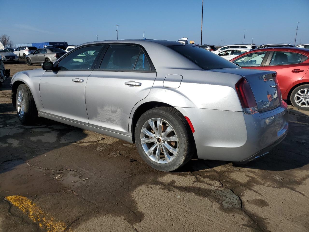 Image 2 of Chrysler 300 S 2017 with VIN 2C3CCAGG8HH558493
