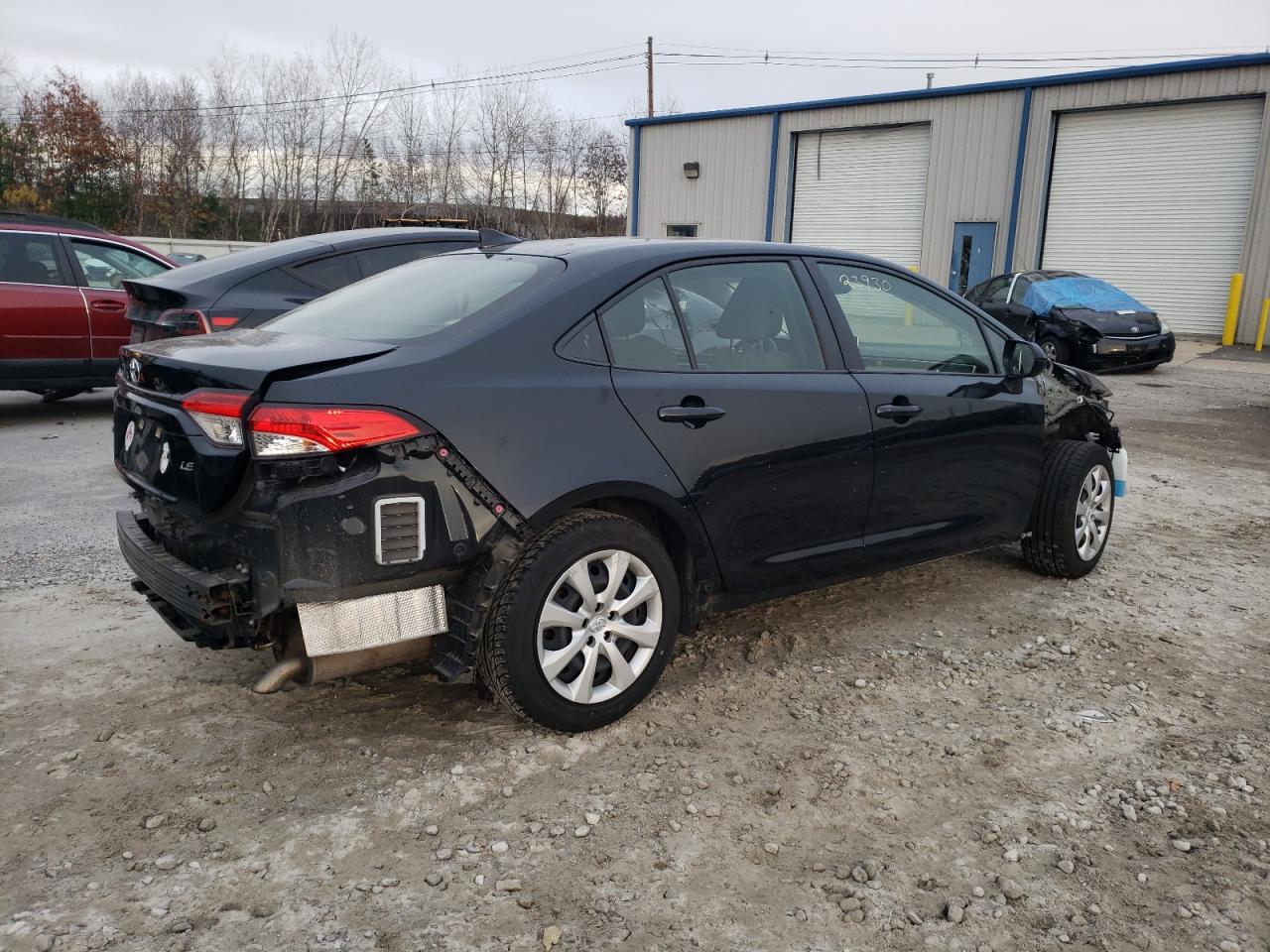 Obraz 3 z 2020 TOYOTA COROLLA LE 2020 z VIN JTDEPRAE5LJ053159