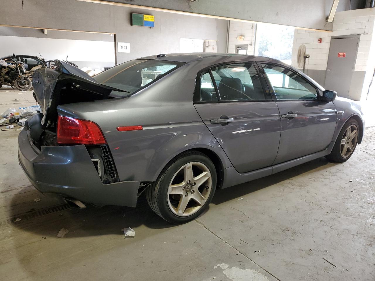 Obraz 3 z 2005 ACURA TL  2005 z VIN 19UUA65505A068842