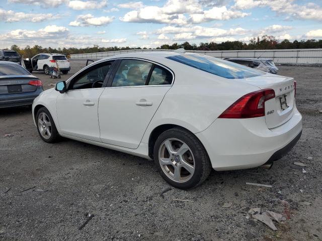 Obraz 2 z 2012 VOLVO S60 T5 2012 z VIN YV1622FS7C2137285