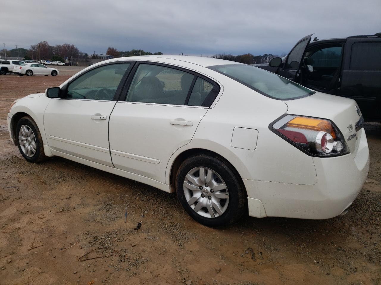 Image 2 of 2010 NISSAN ALTIMA BASE 2010 with VIN 1N4AL2AP2AN400817