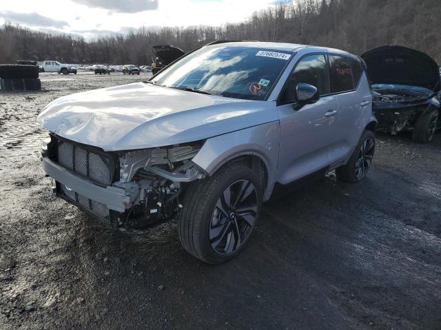 Изображение 1 2023 VOLVO XC40 PLUS 2023 с VIN YV4L12UW5P2083540