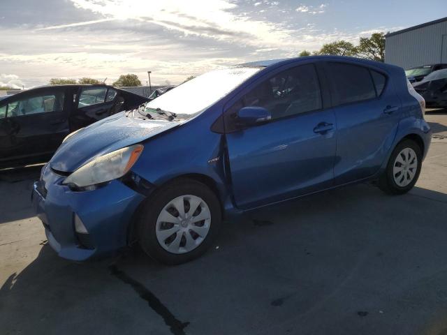 Image 1 of 2013 TOYOTA PRIUS C  2013 with VIN JTDKDTB37D1556070