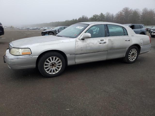 Obraz 1 z 2003 LINCOLN TOWN CAR SIGNATURE 2003 z VIN 1LNHM82W33Y605509