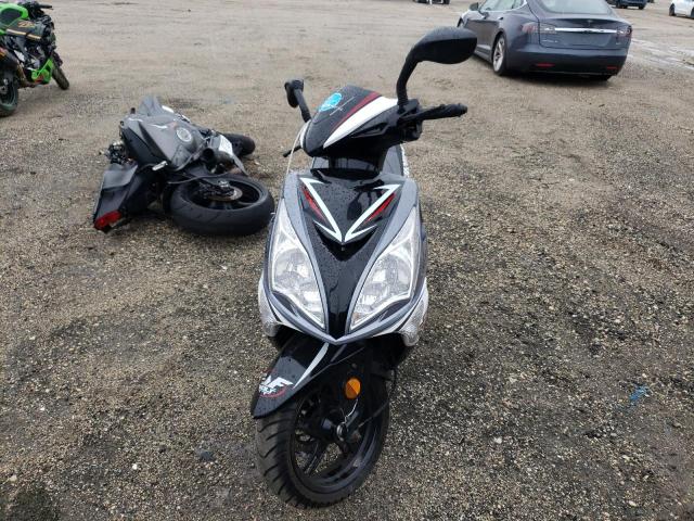Image 2 of 2021 ZHNG SCOOTER 2021 with VIN L5YTCKPV2M1135751