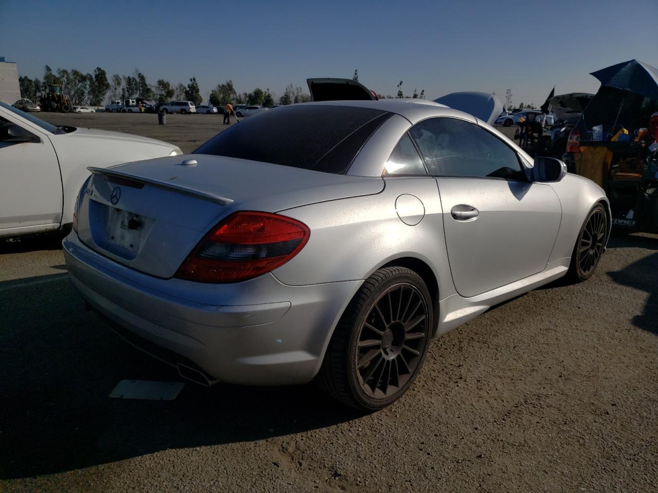 Obraz 3 z 2010 MERCEDES-BENZ SLK 350 2010 z VIN WDBWK5JA4AF232459