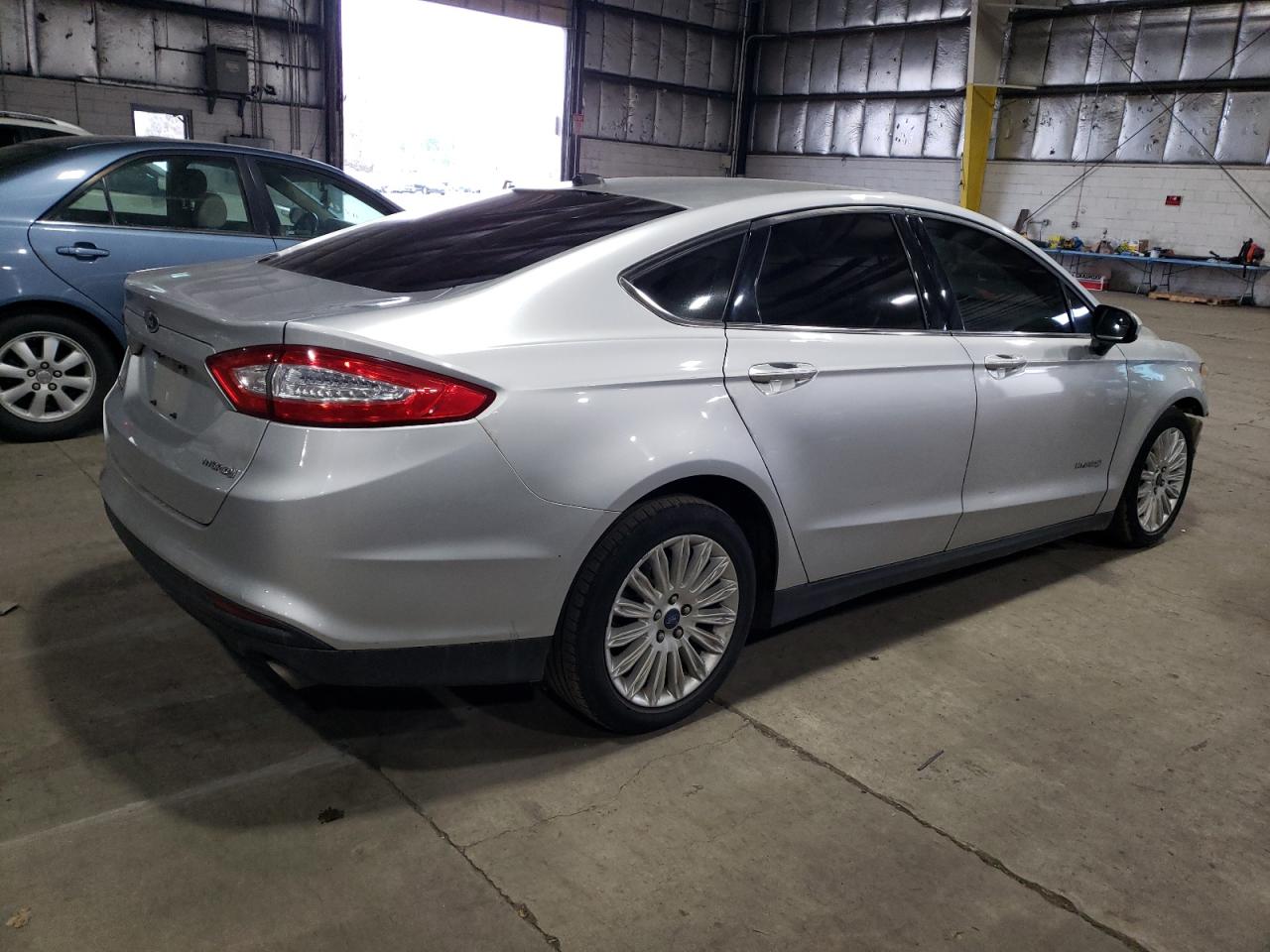 Image 3 of 2015 FORD FUSION S HYBRID 2015 with VIN 3FA6P0UU2FR138849