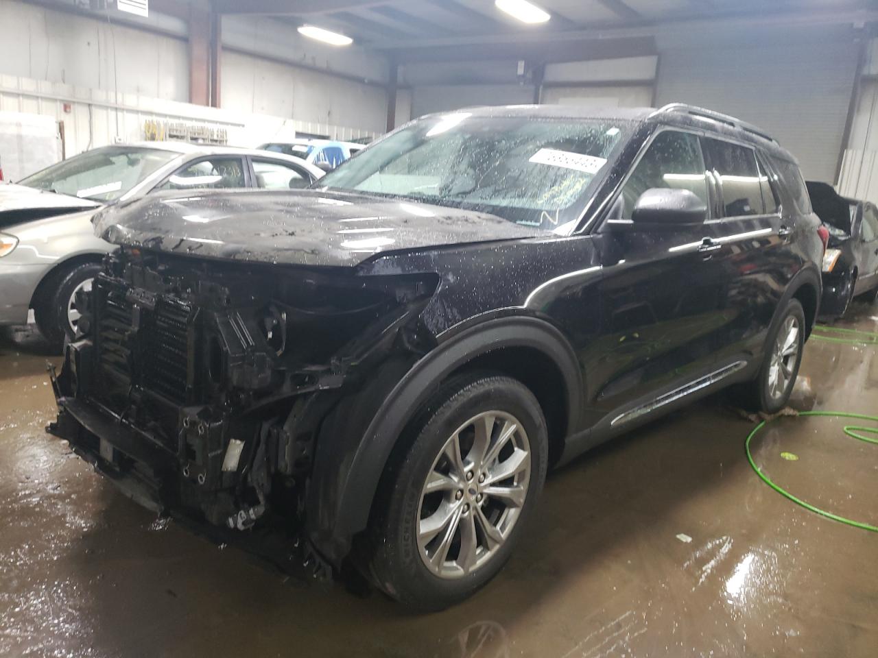 Image 1 of 2021 FORD EXPLORER XLT 2021 with VIN 1FMSK8DH2MGA68911