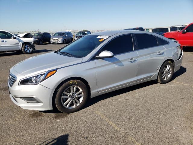 Obraz 1 z 2017 HYUNDAI SONATA SE 2017 z VIN 5NPE24AF8HH565685