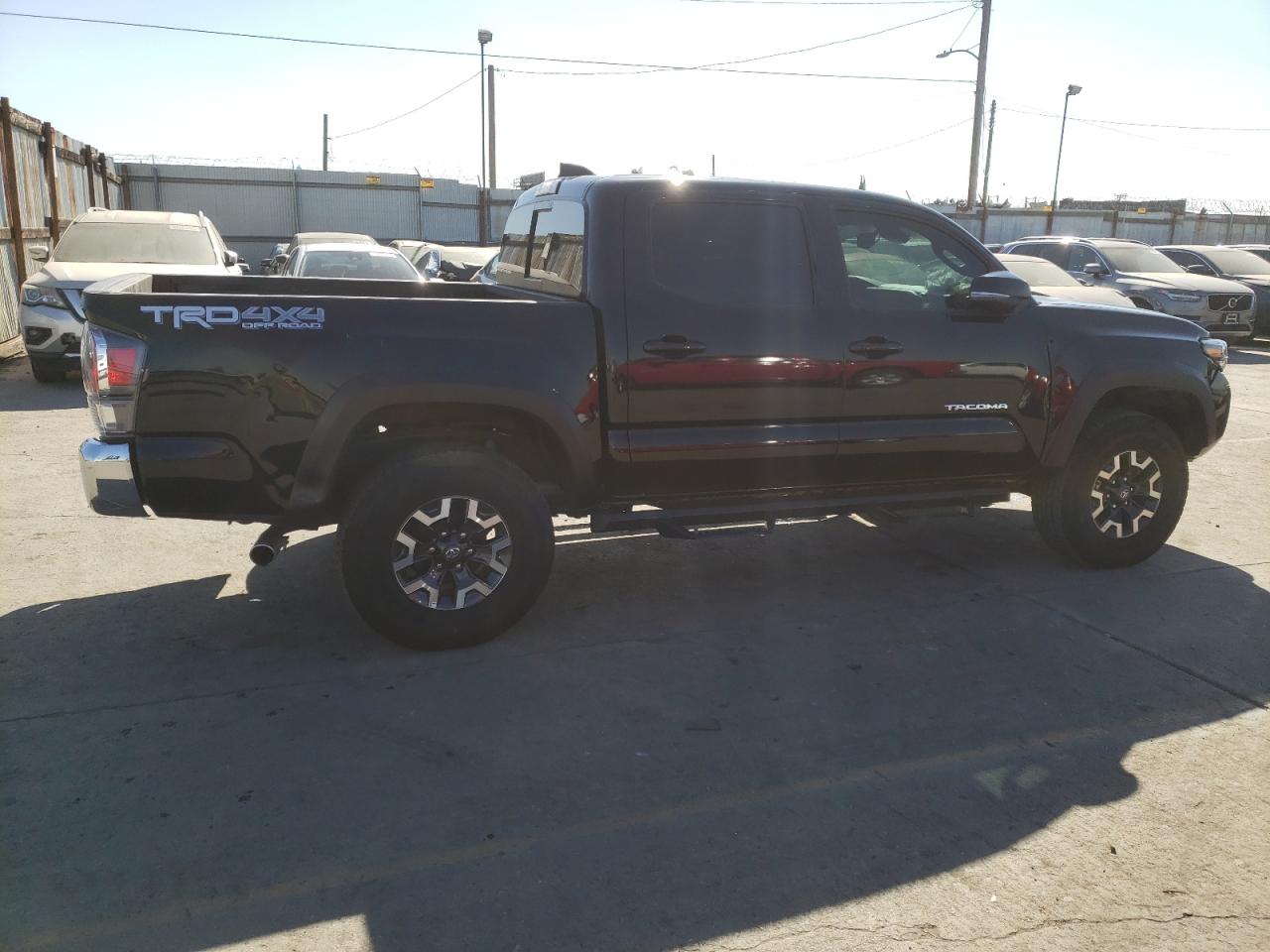 Image 3 of 2023 TOYOTA TACOMA DOUBLE CAB 2023 with VIN 3TMCZ5AN1PM602911