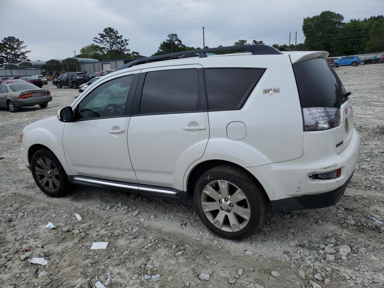 Изображение 2 2013 MITSUBISHI OUTLANDER SE 2013 с VIN JA4JT3AW5DU019734
