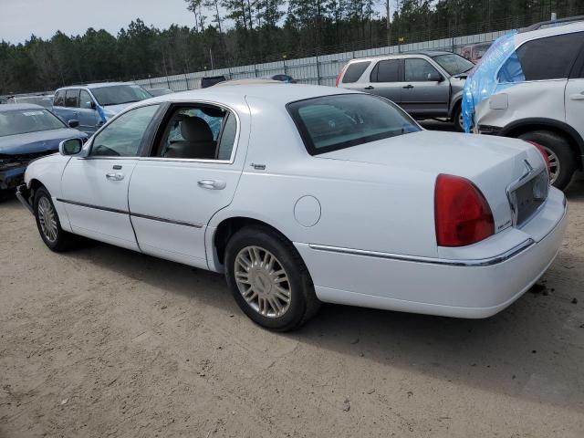 Image 2 of 2009 LINCOLN TOWN CAR SIGNATURE LIMITED 2009 with VIN 2LNHM82V79X629201