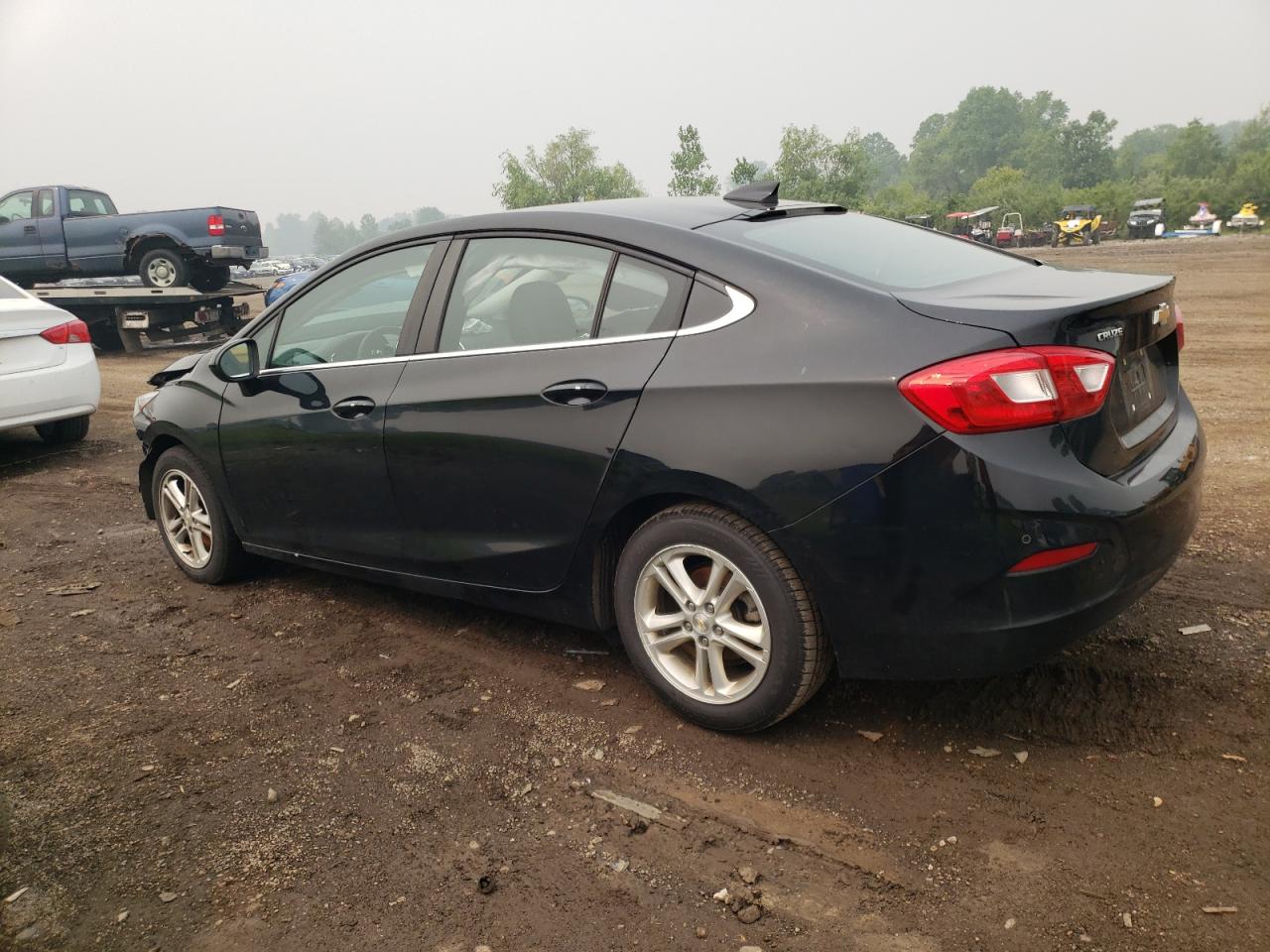 Image 2 of 2017 CHEVROLET CRUZE LT 2017 with VIN 1G1BE5SM0H7205885