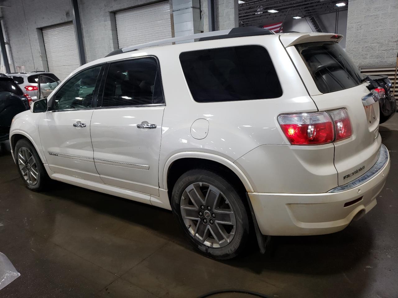 Изображение 2 Gmc Acadia Denali 2012 с VIN 1GKKVTEDXCJ202158