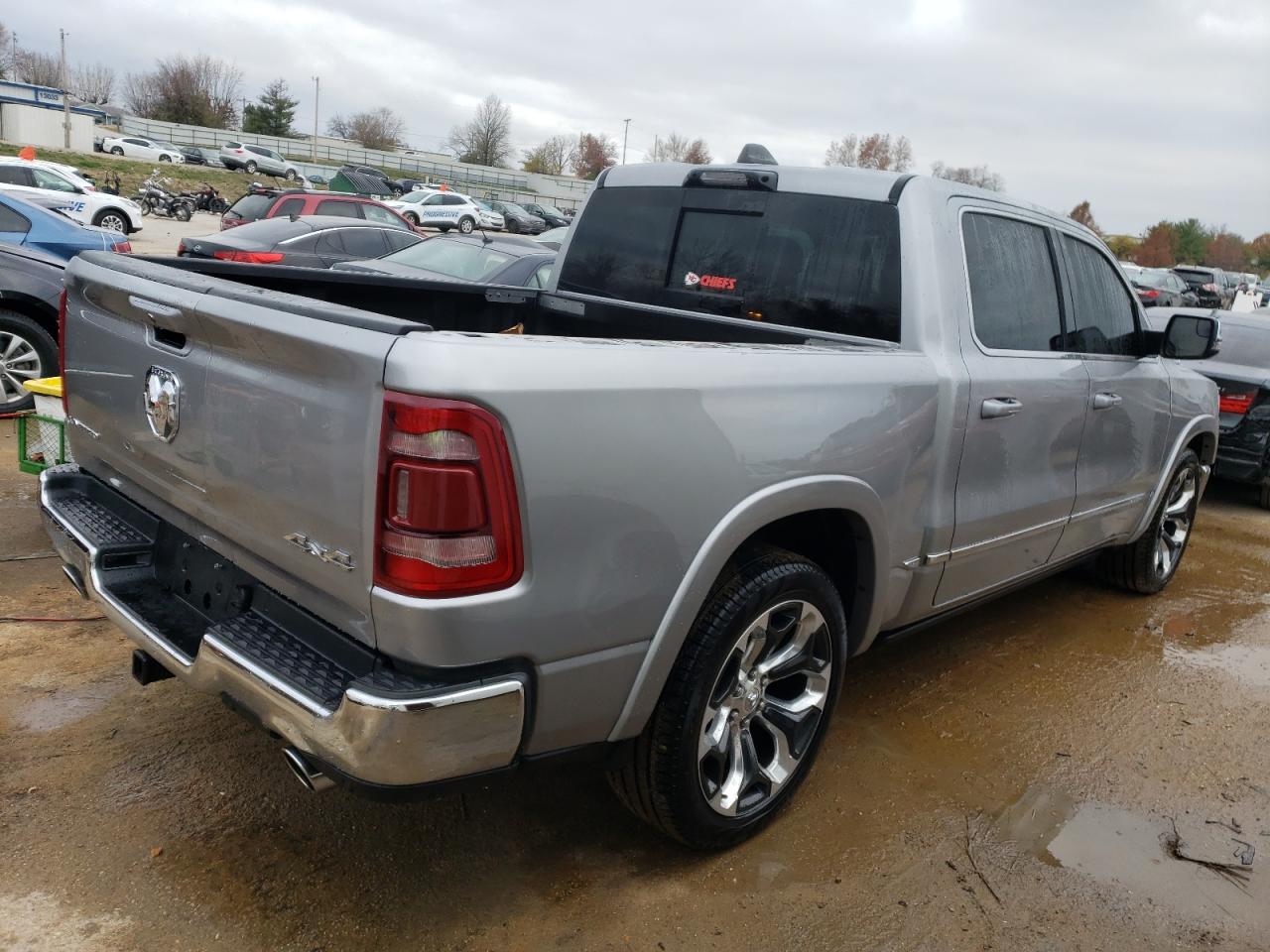 Изображение 3 2023 RAM 1500 LIMITED 2023 с VIN 1C6SRFHT7PN611194