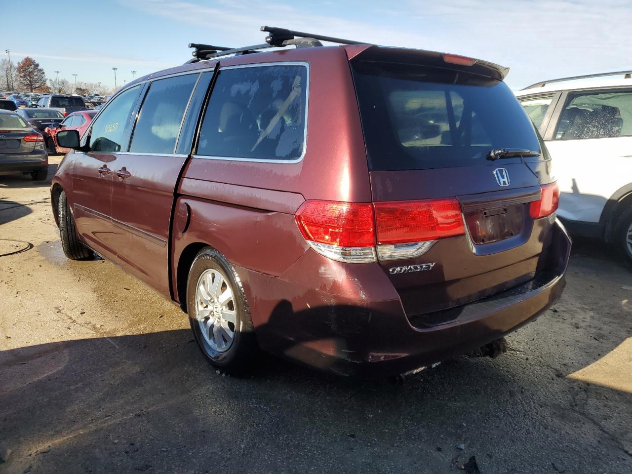 Image 2 of 2010 HONDA ODYSSEY EXL 2010 with VIN 5FNRL3H78AB005323