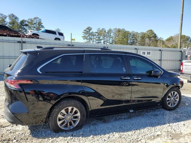 Obraz 3 z 2021 TOYOTA SIENNA XLE 2021 z VIN 5TDJRKEC0MS020227