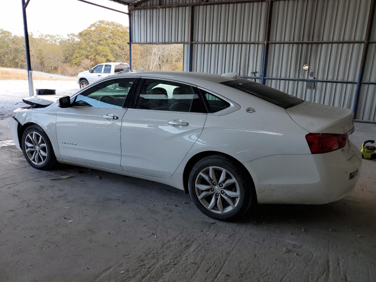 Obraz 2 z 2017 CHEVROLET IMPALA LT 2017 z VIN 2G1105S37H9125970