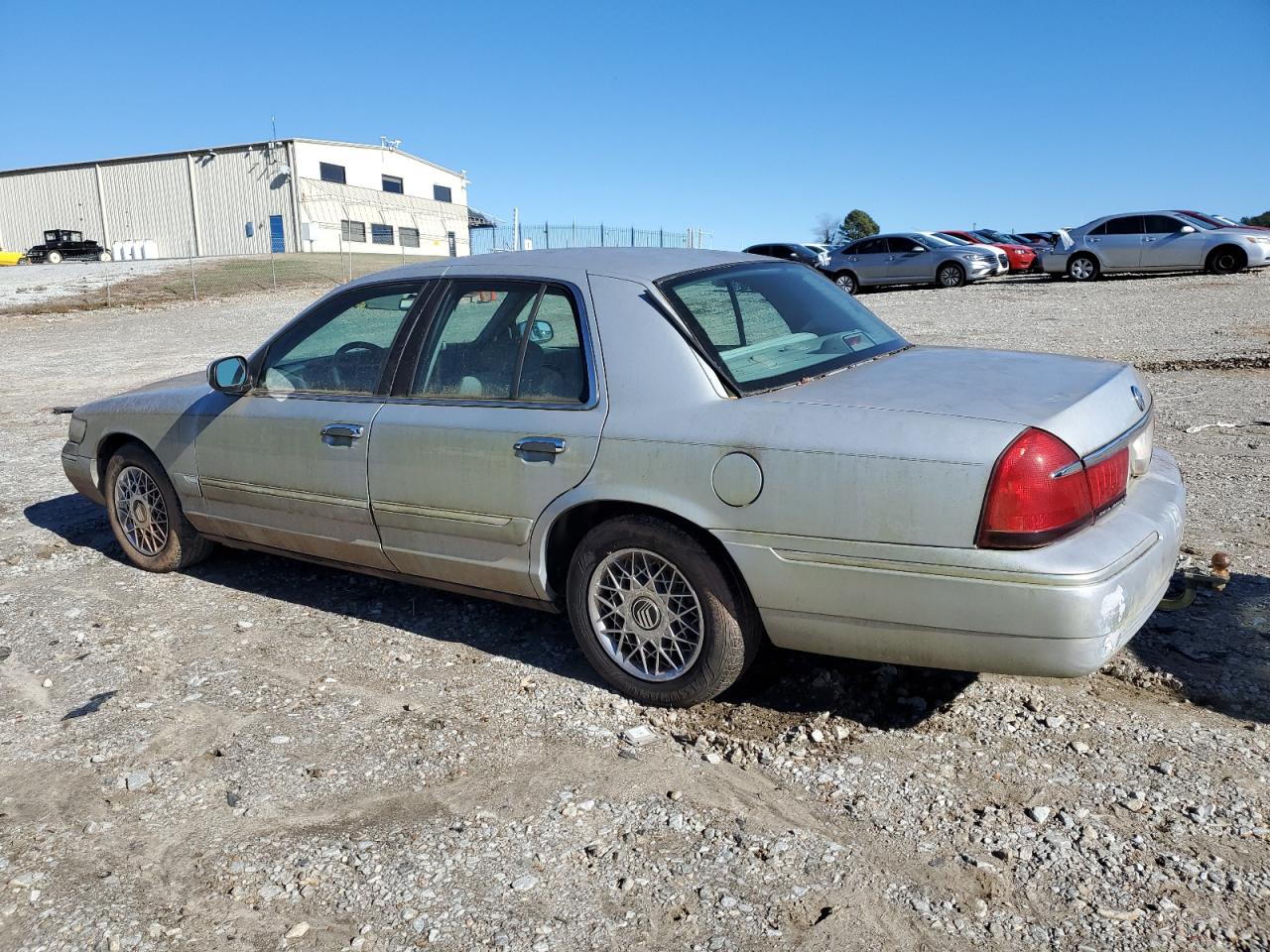 Image 2 of 2001 MERCURY GRAND MARQUIS GS 2001 with VIN 2MEFM74W21X654439