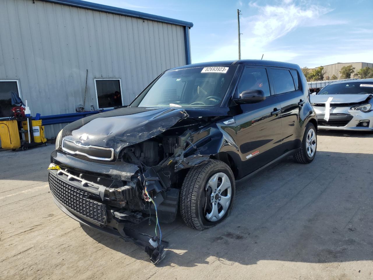 Изображение 1 2015 KIA SOUL  2015 с VIN KNDJN2A27F7204389
