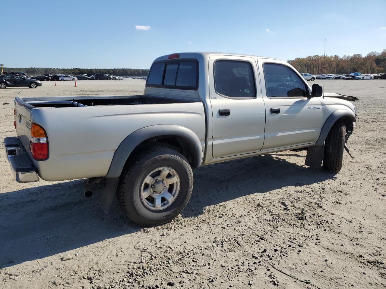 Image 3 of 2002 TOYOTA TACOMA DOUBLE CAB PRERUNNER 2002 with VIN 5TEGN92N12Z889858